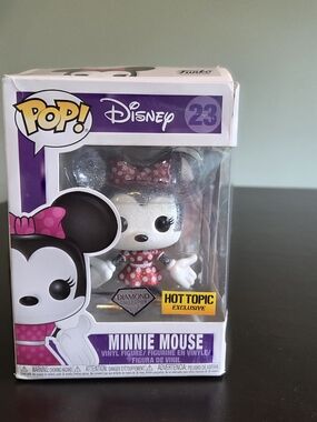 Funko Pop! Disney Minnie Mouse #23 Diamond Collection Hot Topic Exclusive